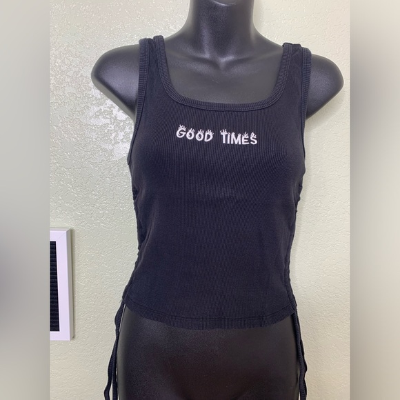 Forever 21 Good Times Black Ribbed Tank Top W/ Ajustable Sides Size Medium - Picture 2 of 9